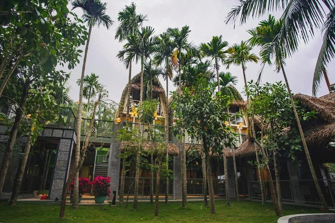 Sanya Yalong Bay Danqiu Castle Manor Hotel